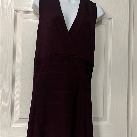 INC International Concepts Bodycon Eggplant Dress EUC retail $89 - Picture 2 of 5